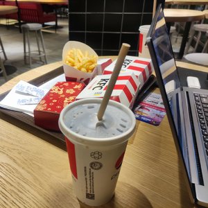 男朋友脱我内裤揉我下面视频
